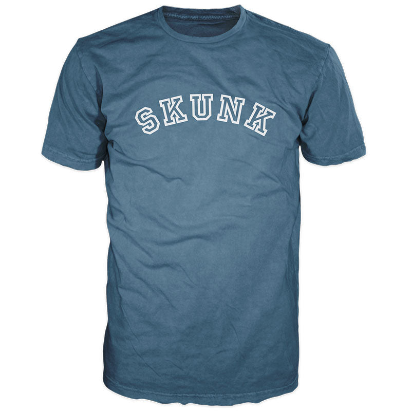 College Logo	T-Shirt